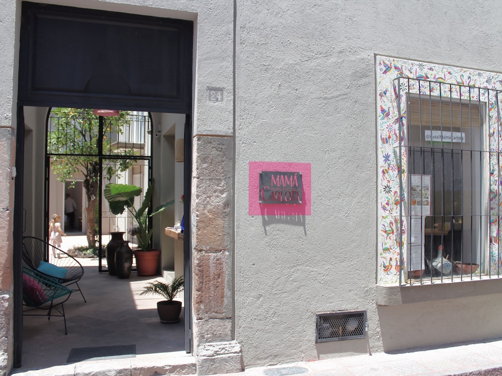 Hotel Mama Carlota 6/43