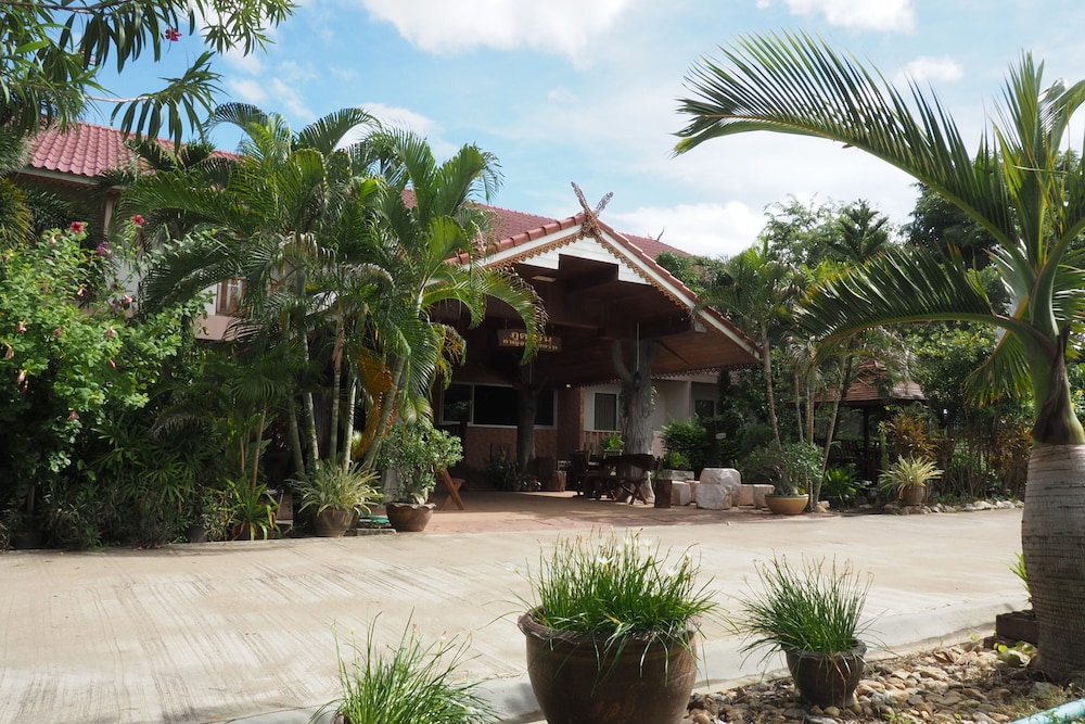 Phutawan Kan Resort 5/42