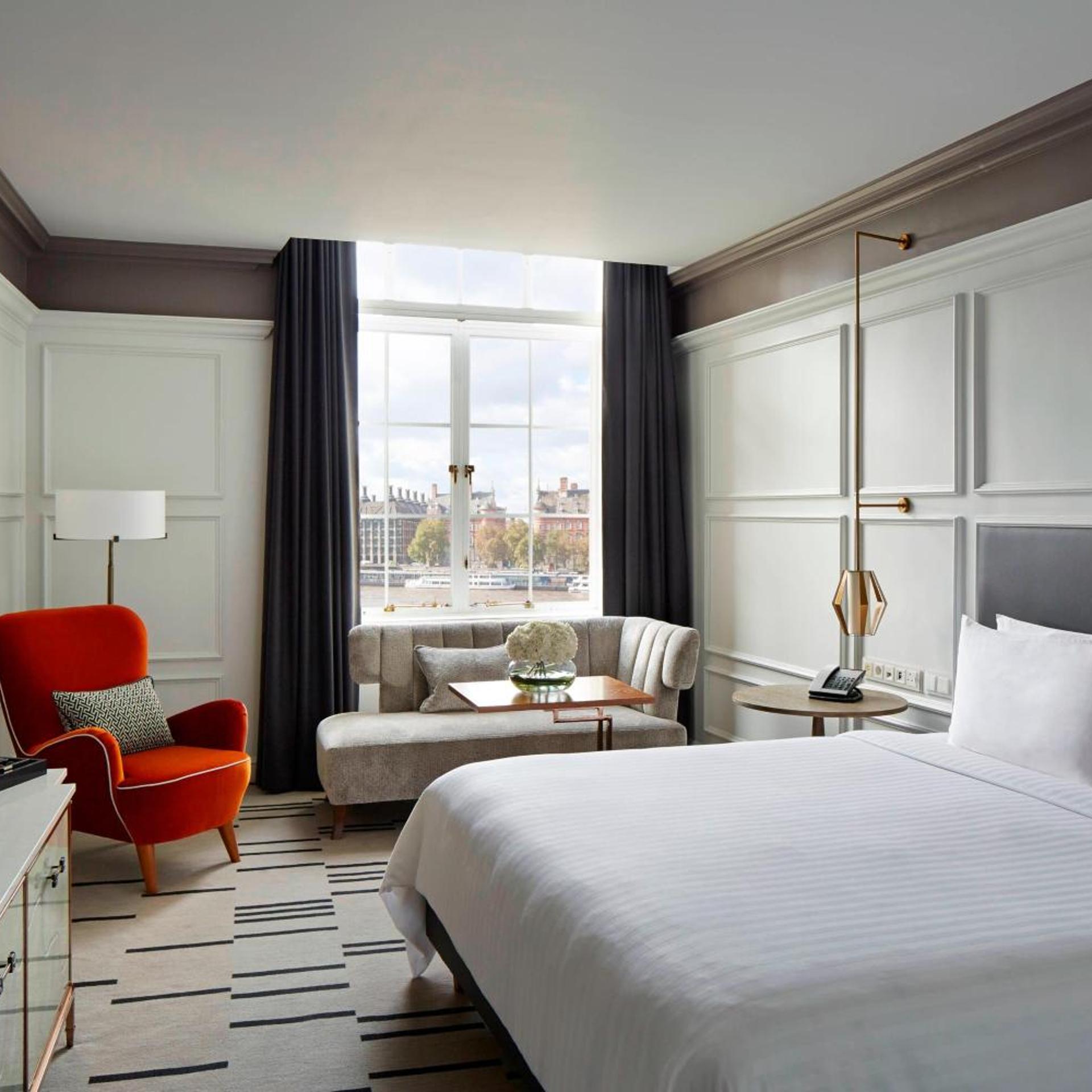 River, Suite, Club Lounge Access، London Marriott County Hall 2/9