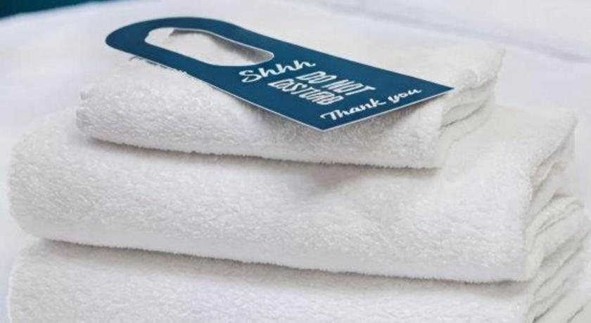 Travelodge Llanelli Central 4/12