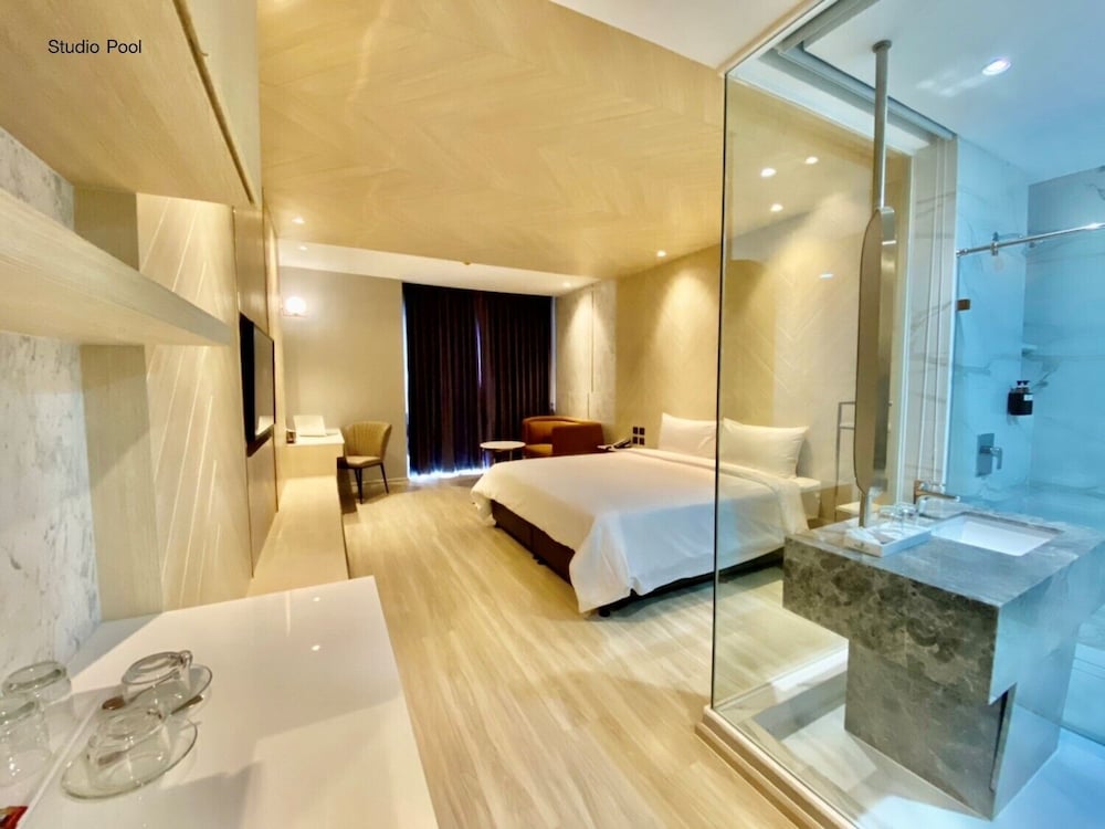 Golden City Rayong Hotel 28/69