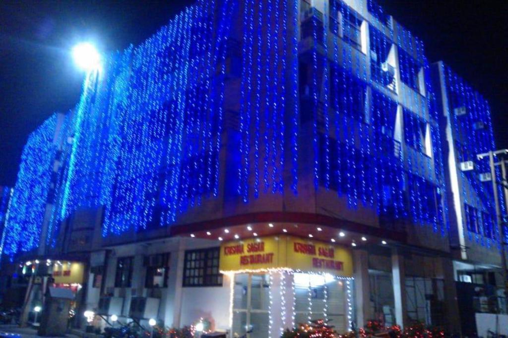 Hotel Krishna Sagar(NH 24) 2/20