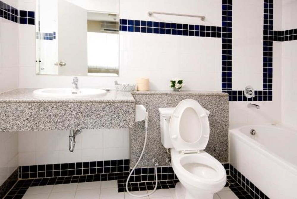 Classic Kameo Hotel and Serviced Apartments, Sriracha 37/39