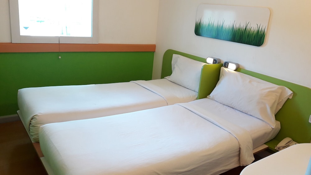 Cordia Hotel Makassar Airport 12/47