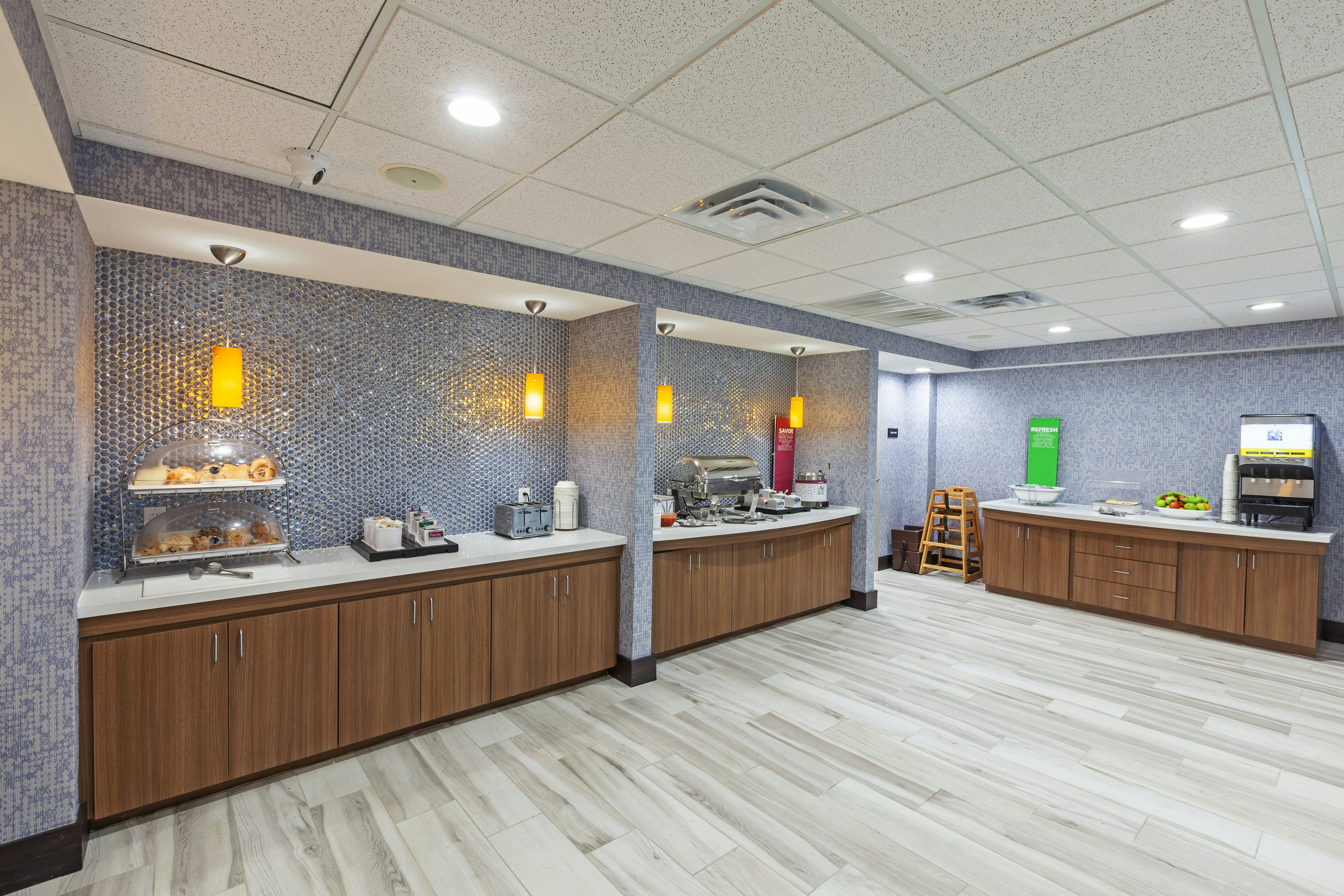 Hampton Inn and Suites Houston-Bush Intercontinental Airport 16/30