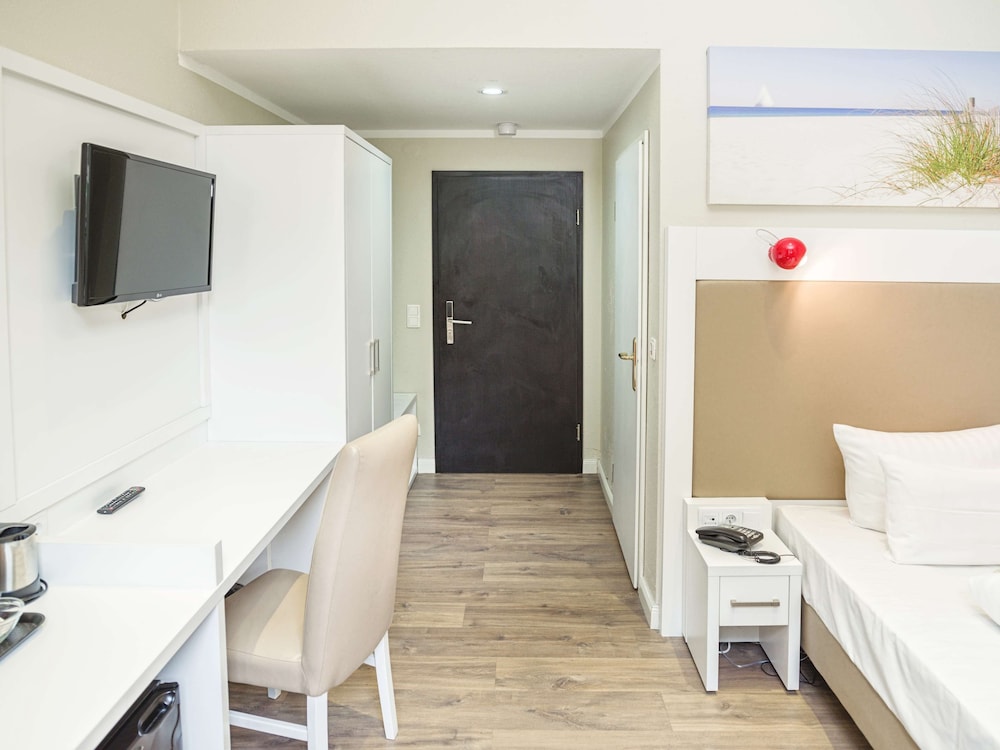 Hotel Domicil Hamburg By Golden Tulip Formerly Nordic Domicil 10/33
