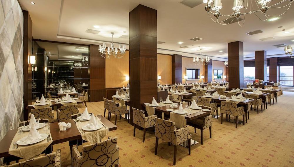 Safir Hotel 21/23