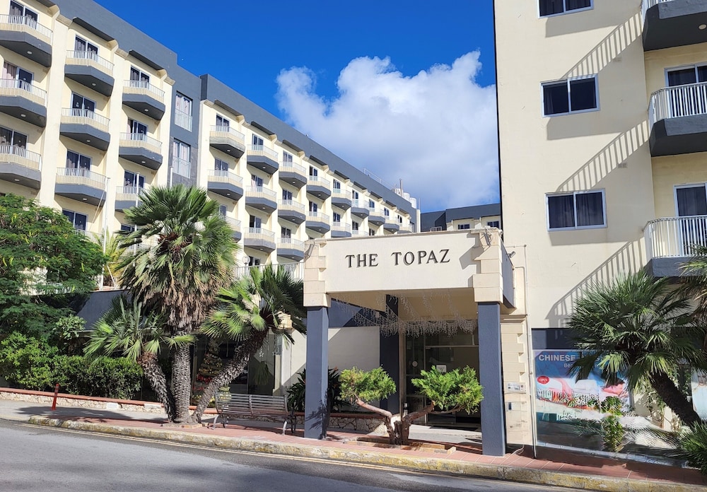 TOPAZ HOTEL 64/66