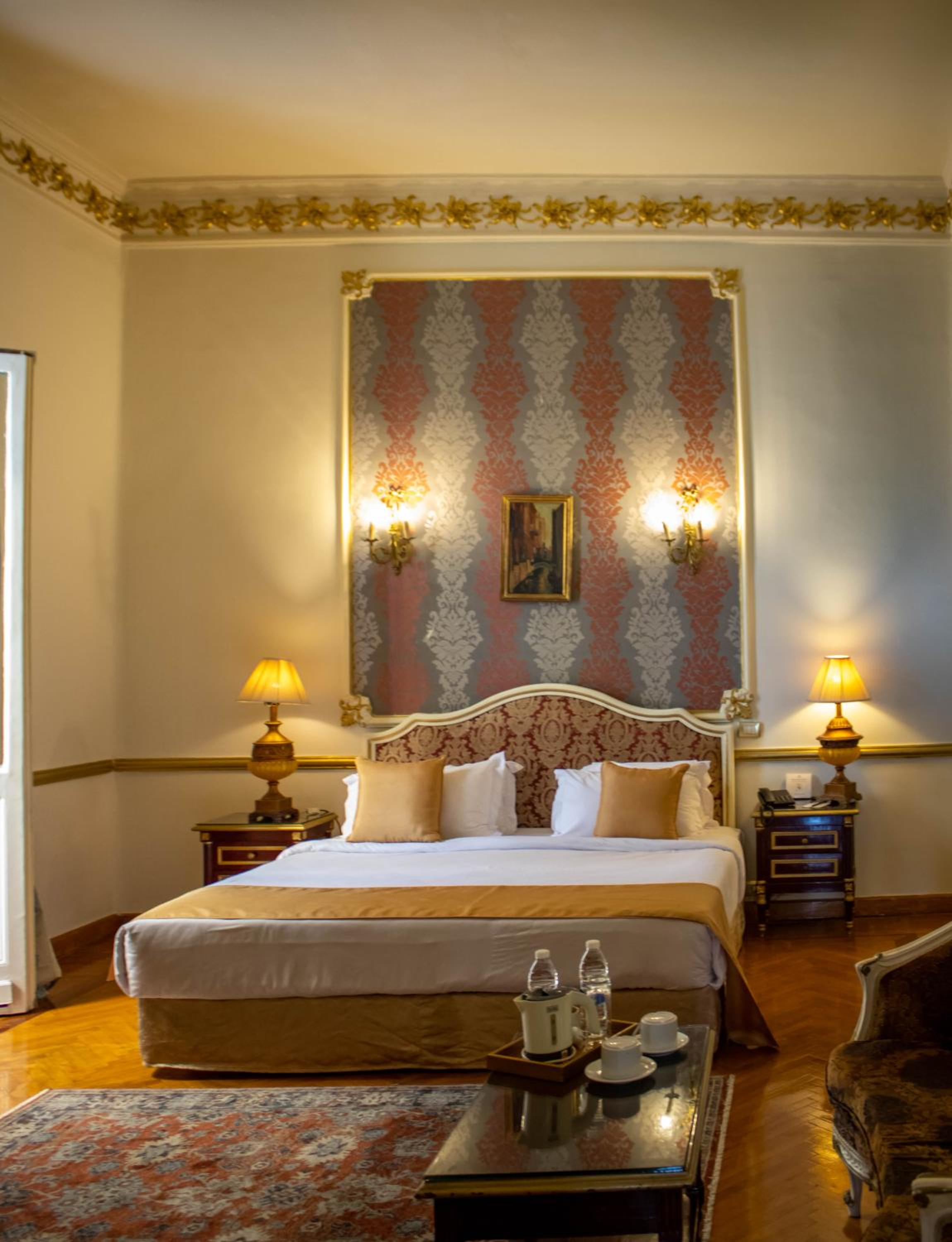 Royal, Gold, Suite, King Bed, Sea View, Sofa