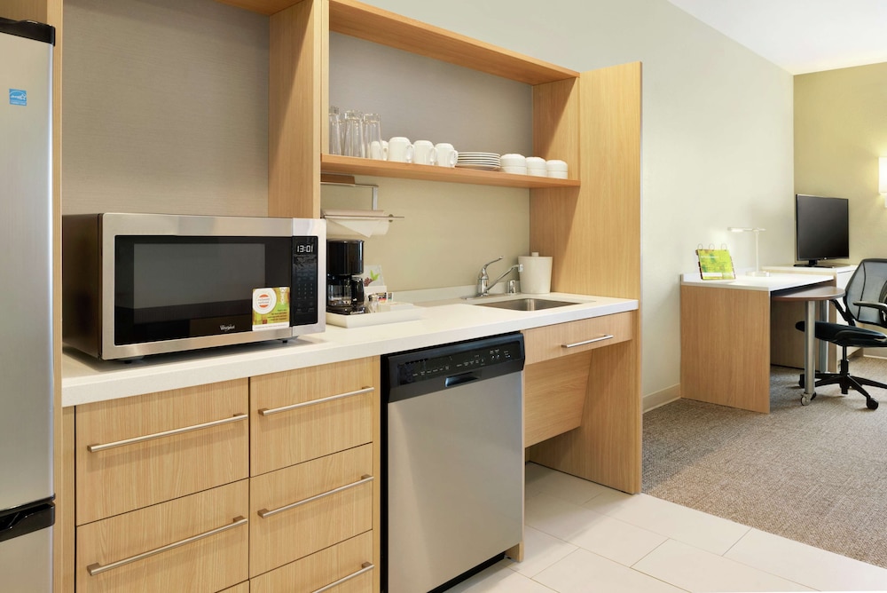 Home2 Suites By Hilton Milwaukee Brookfield 7/47