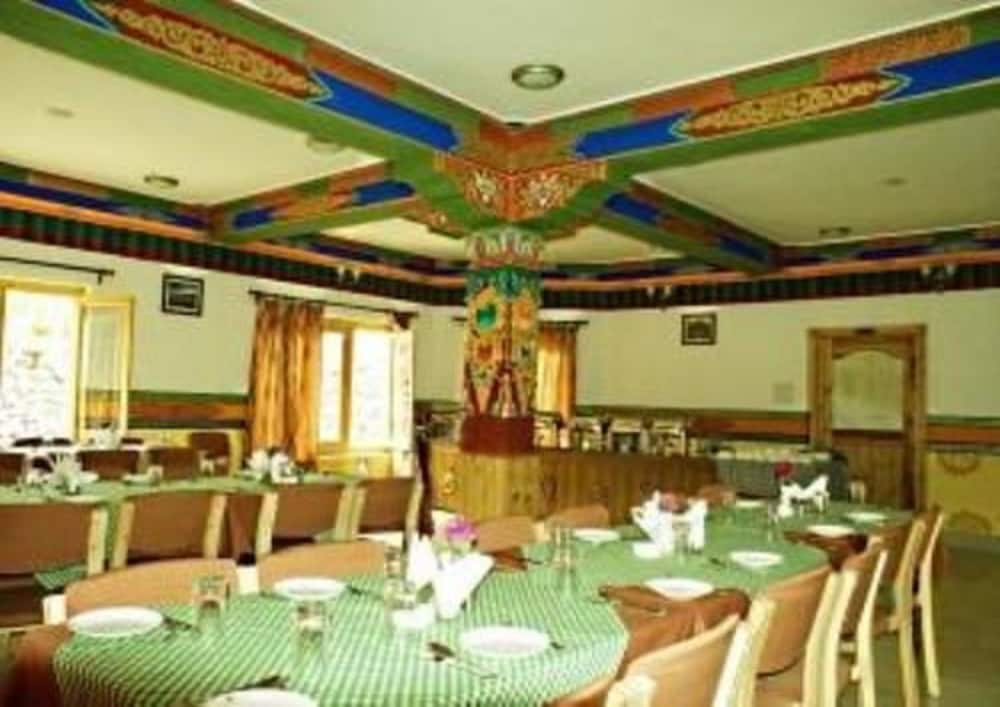 Hotel Royal Ladakh 37/50
