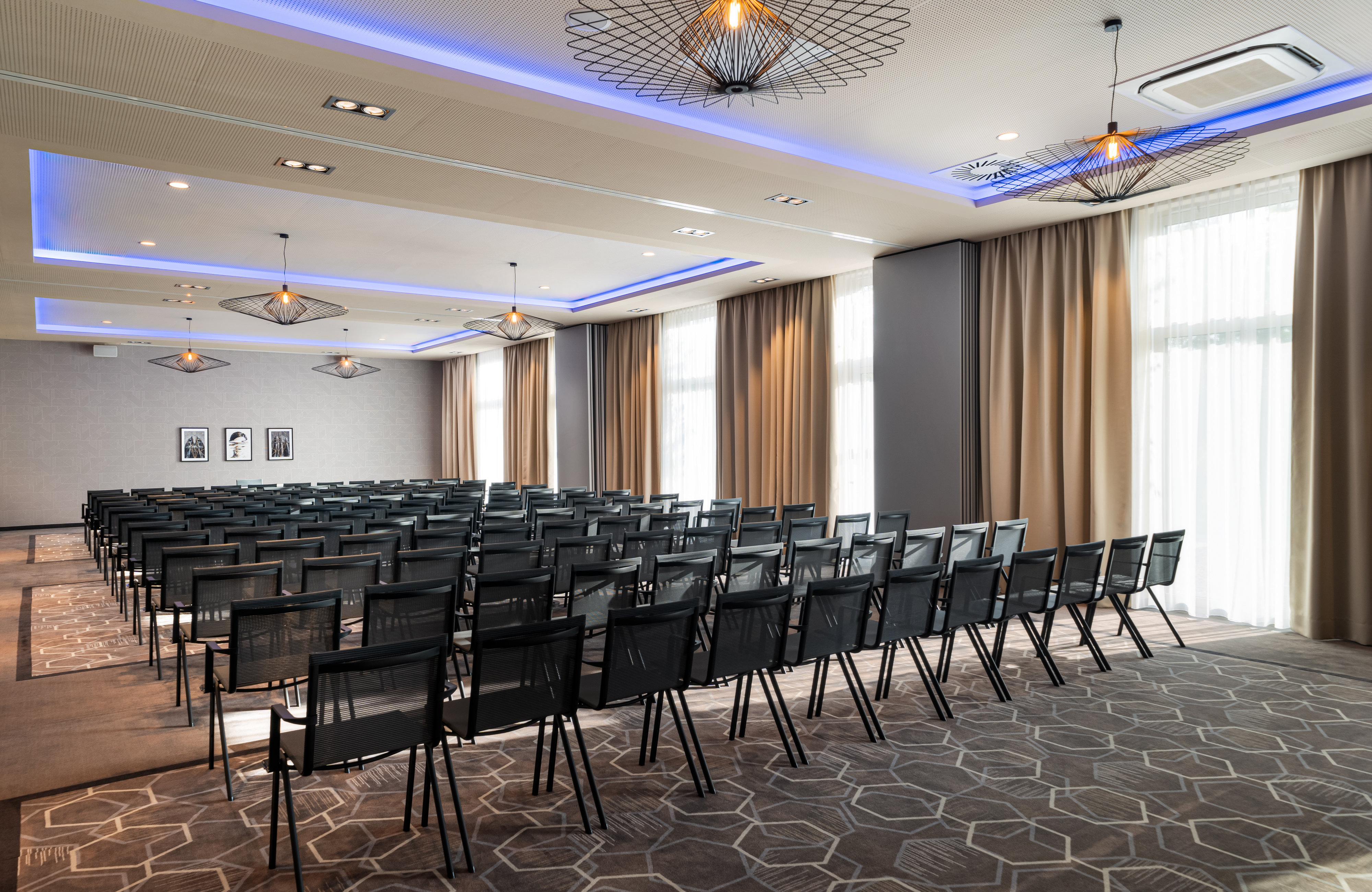 Leonardo Royal Hotel Cologne Bonn Airport 60/65