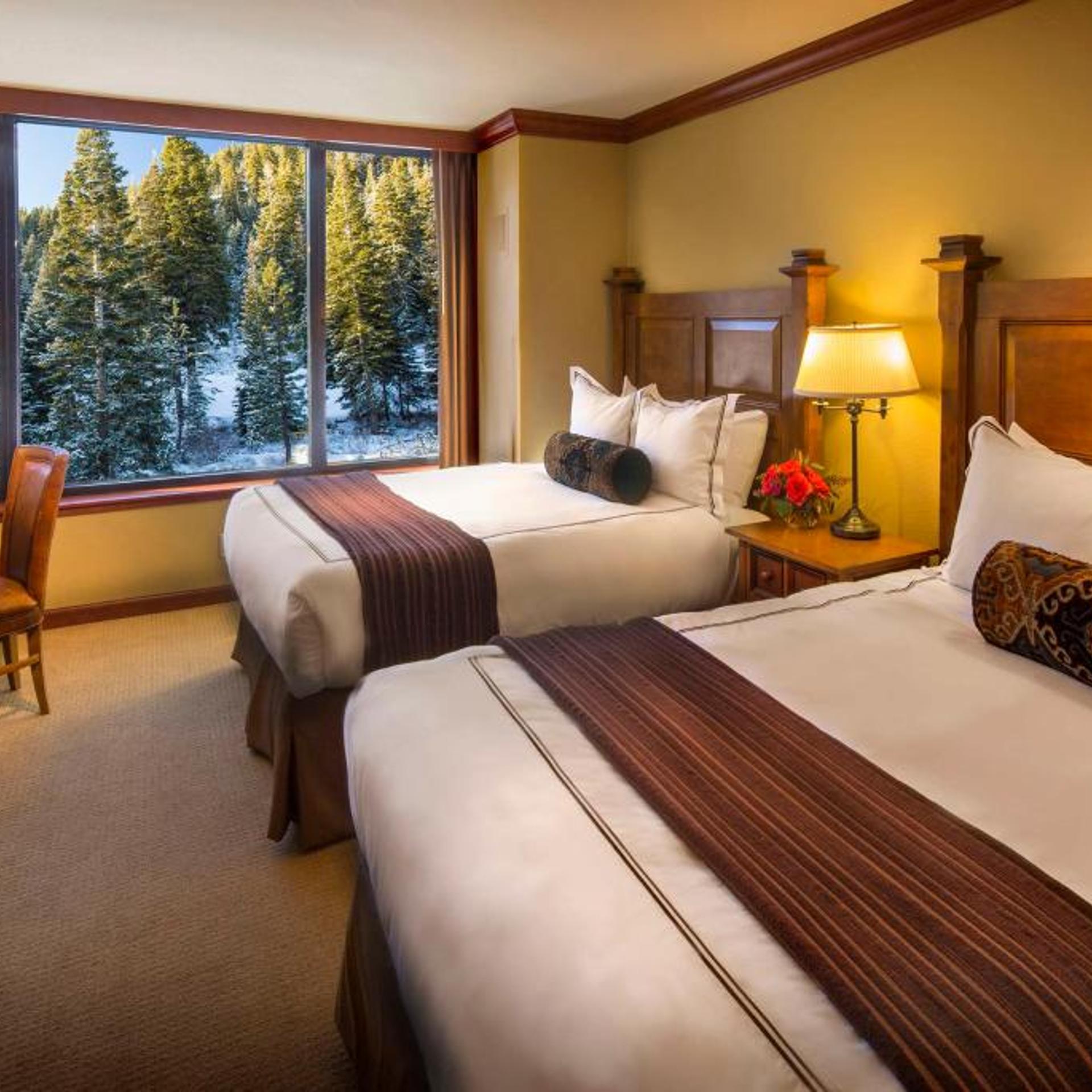 Deluxe, King Bed, Queen Bed, Forest View