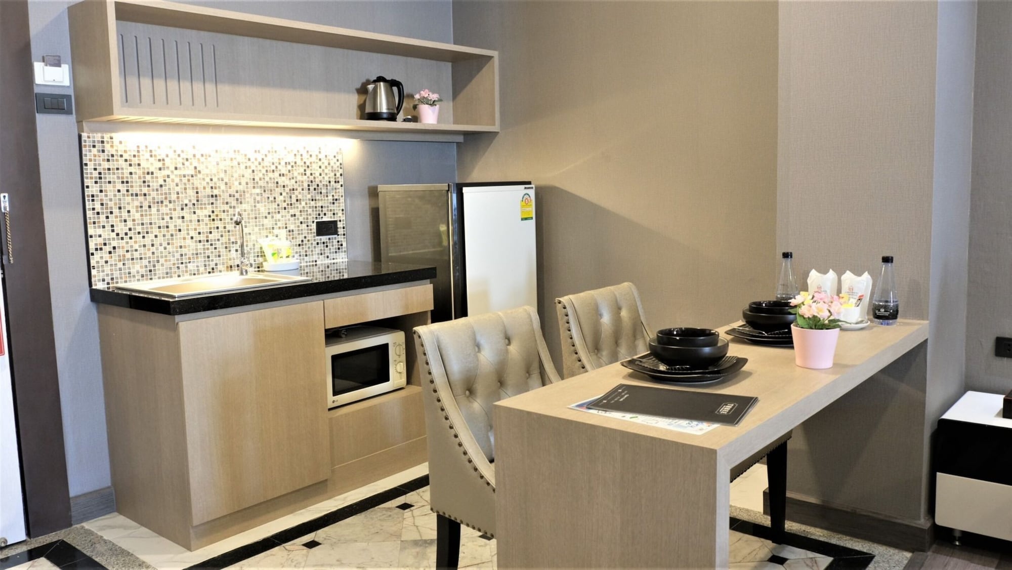 Restaurant-cafeteria