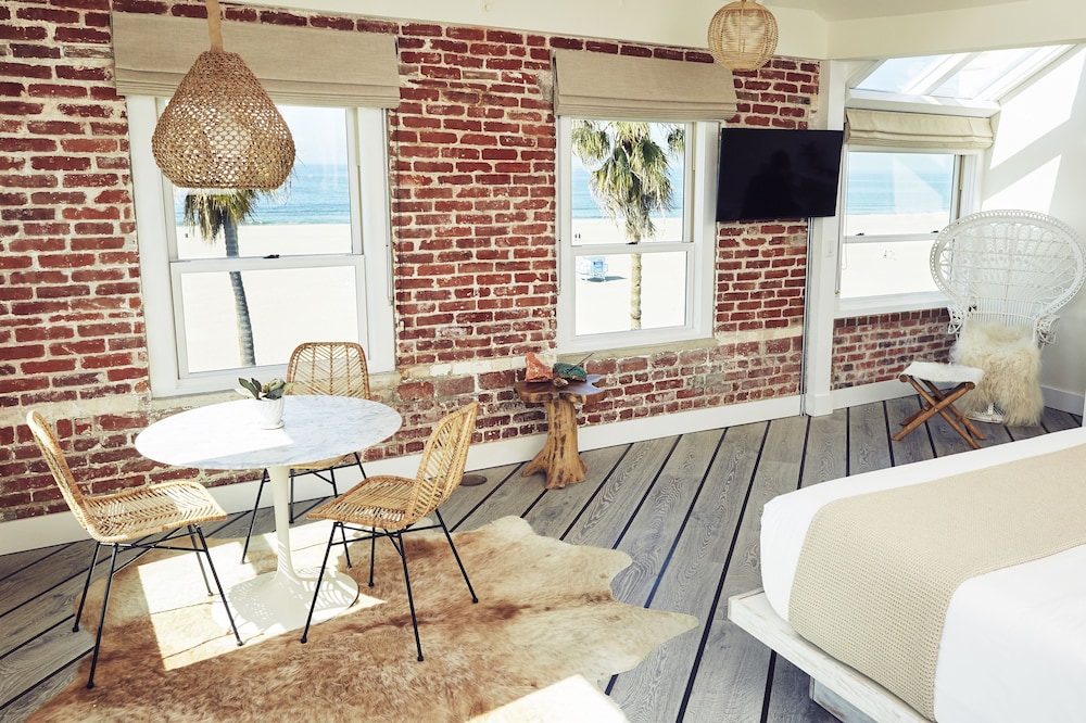 Bungalow, King Bed, Ocean Front، Venice V Hotel 4/9
