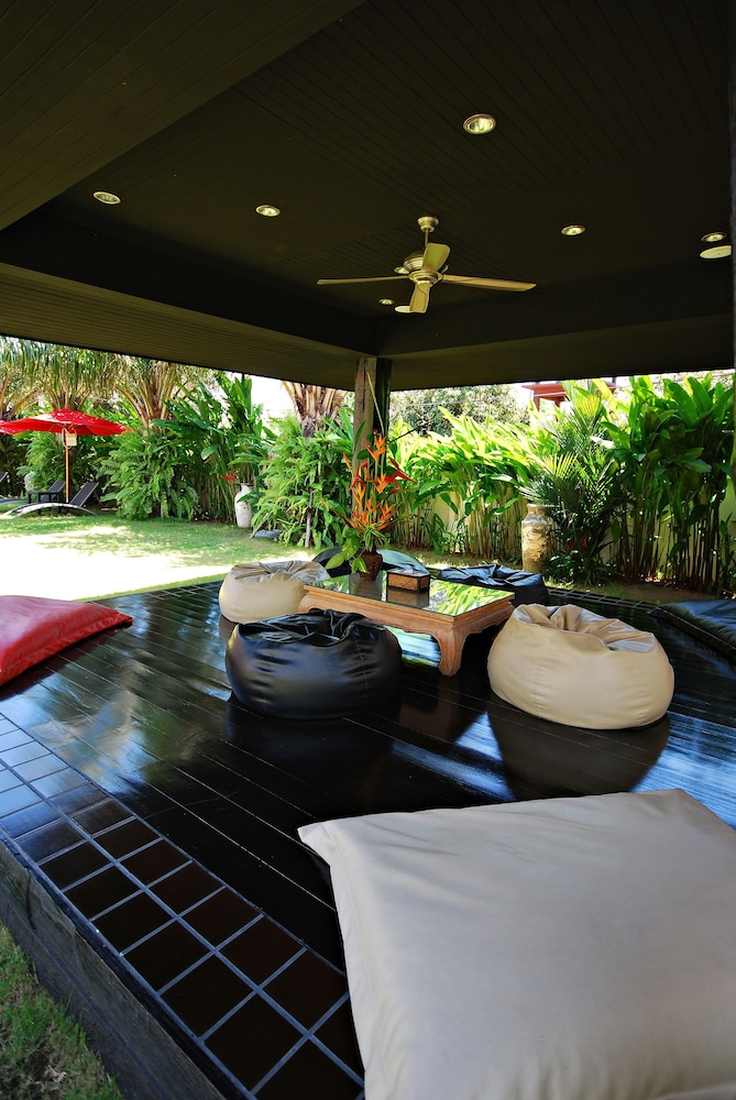 PALM GROVE RESORT 42/42
