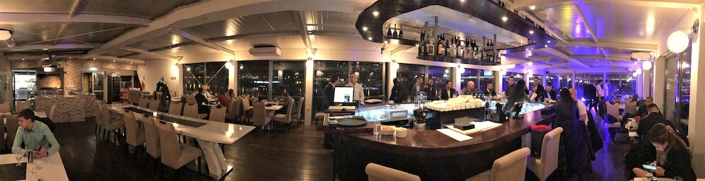 Botel Gracia 47/55