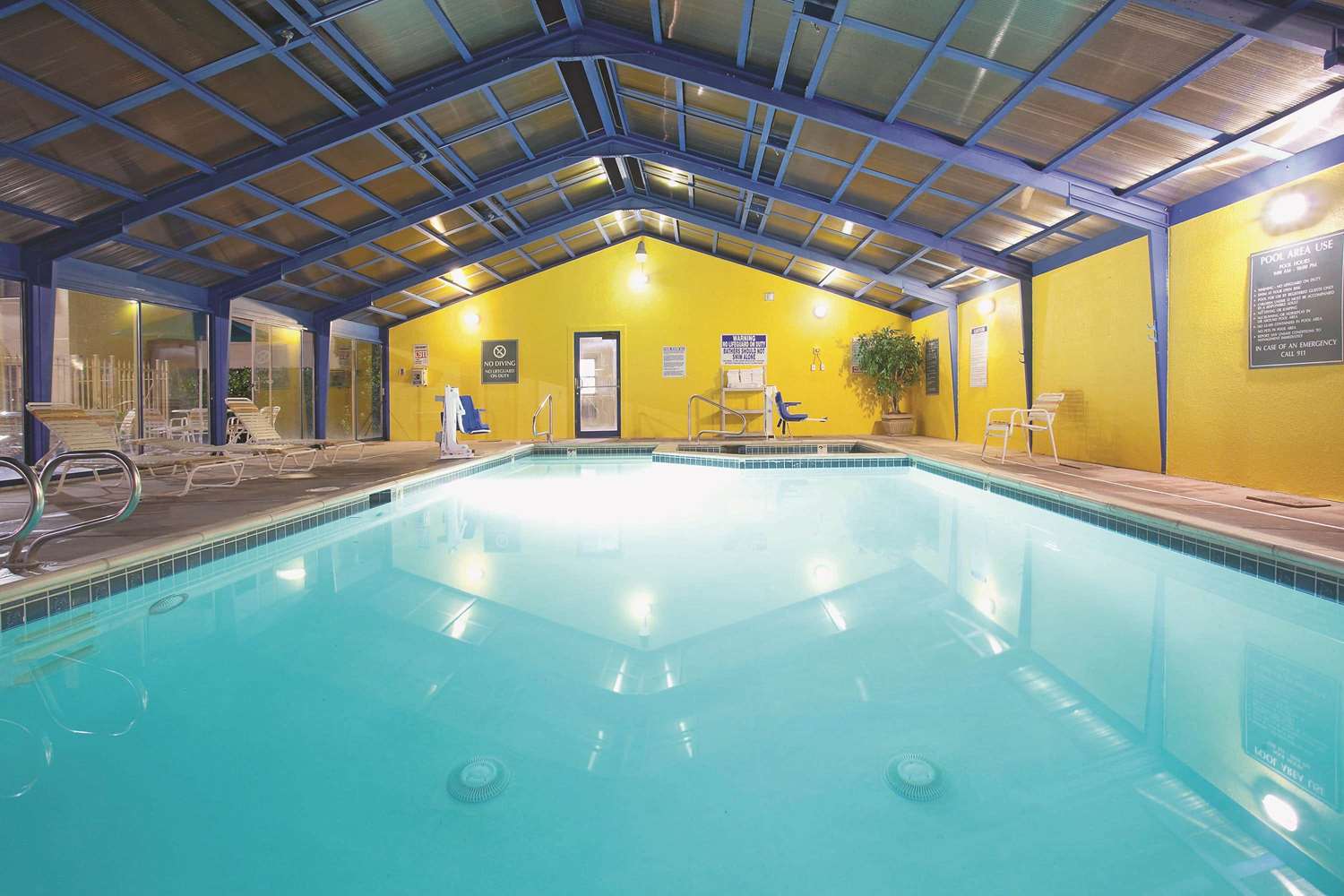 La Quinta Inn by Wyndham Salt Lake City Midvale 21/33