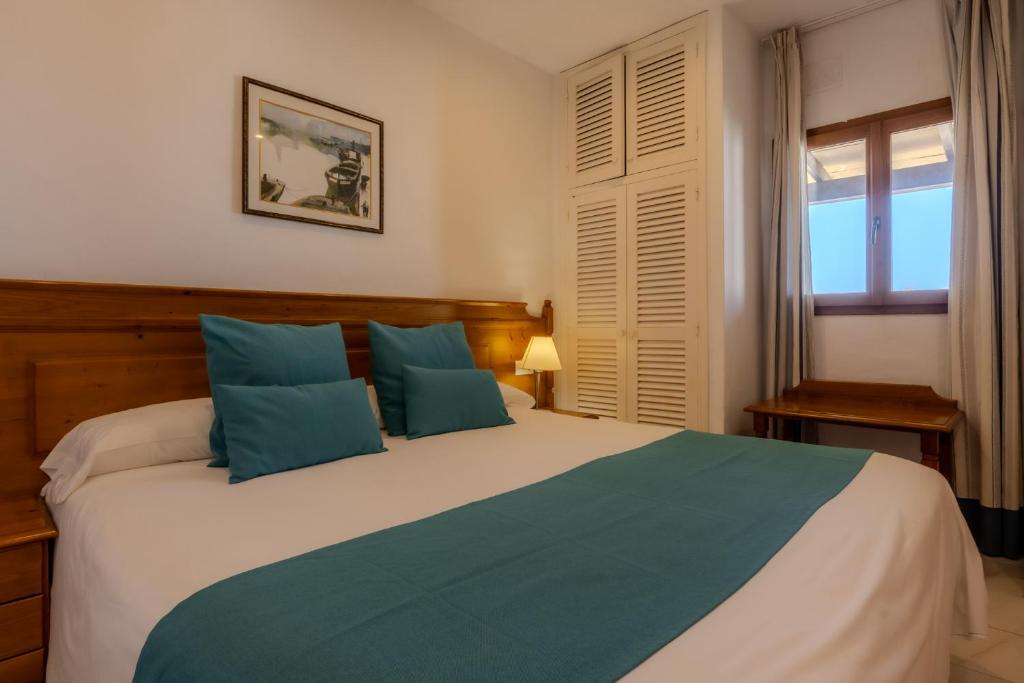 2 Bedrooms, Apartment