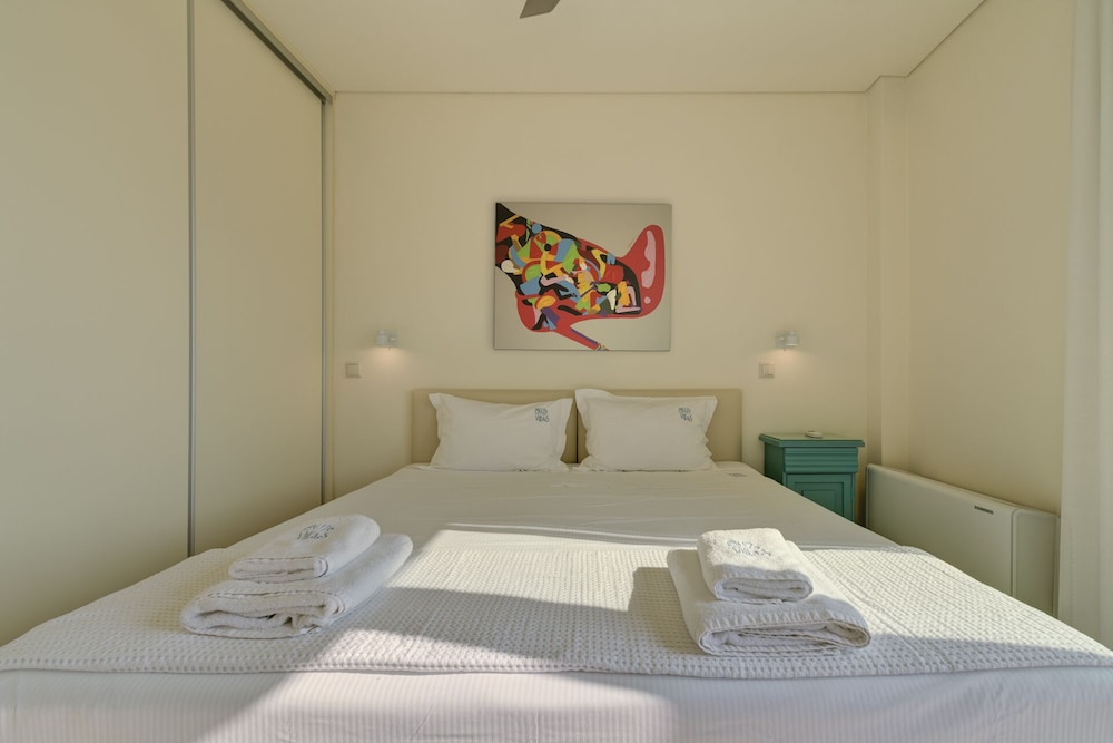Ouzo Villas 18/50
