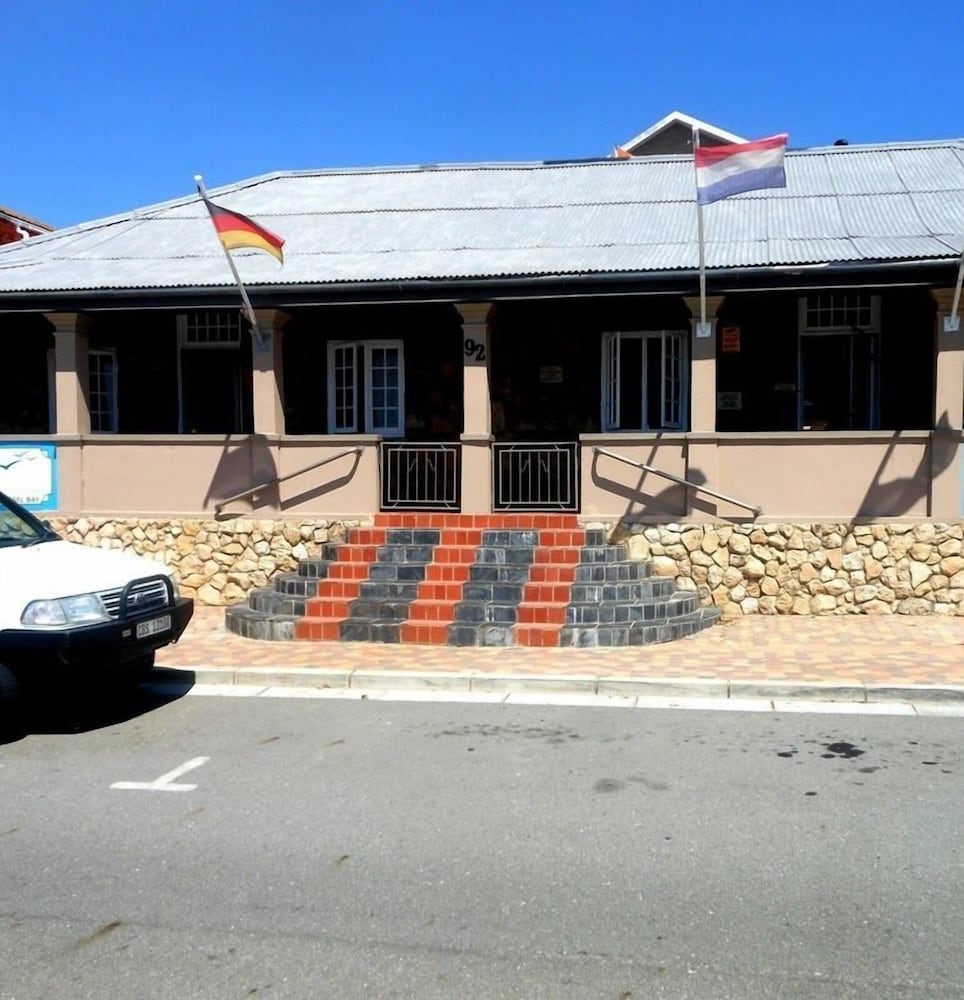 Bay Vista Guest House 3/50