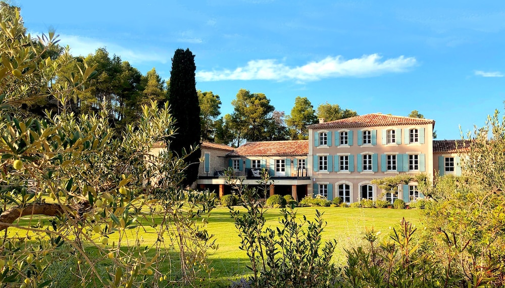 Domaine de Valmouriane 36/46