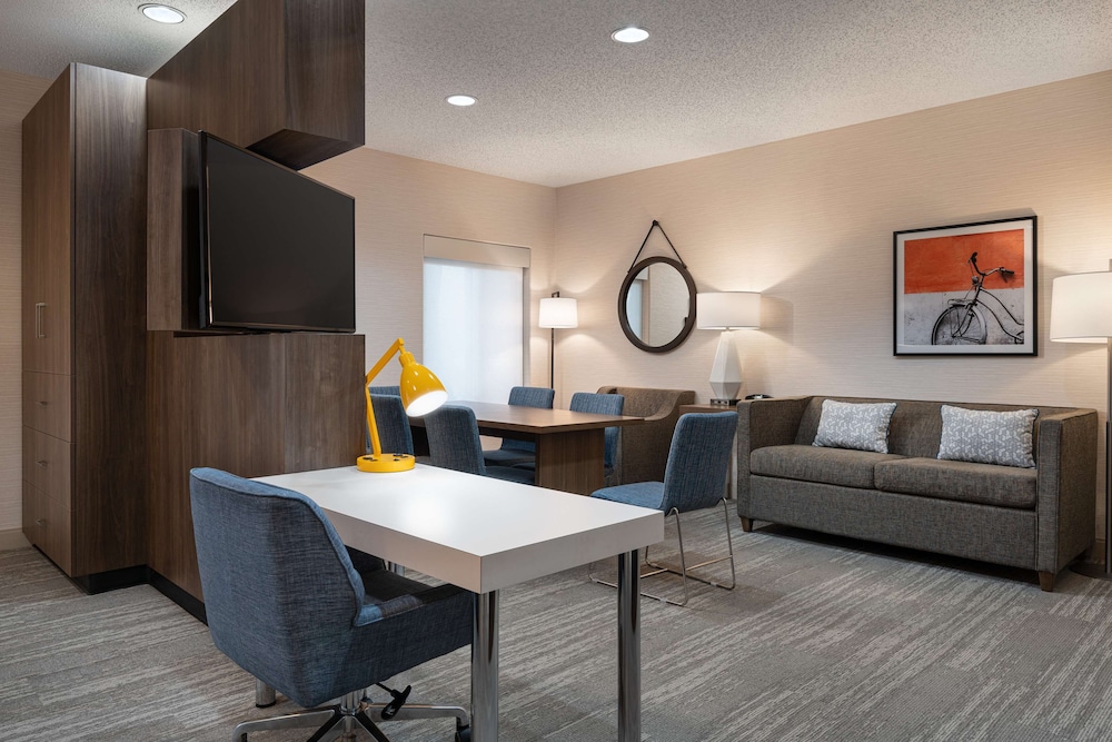 Hampton Inn Loveland 25/41