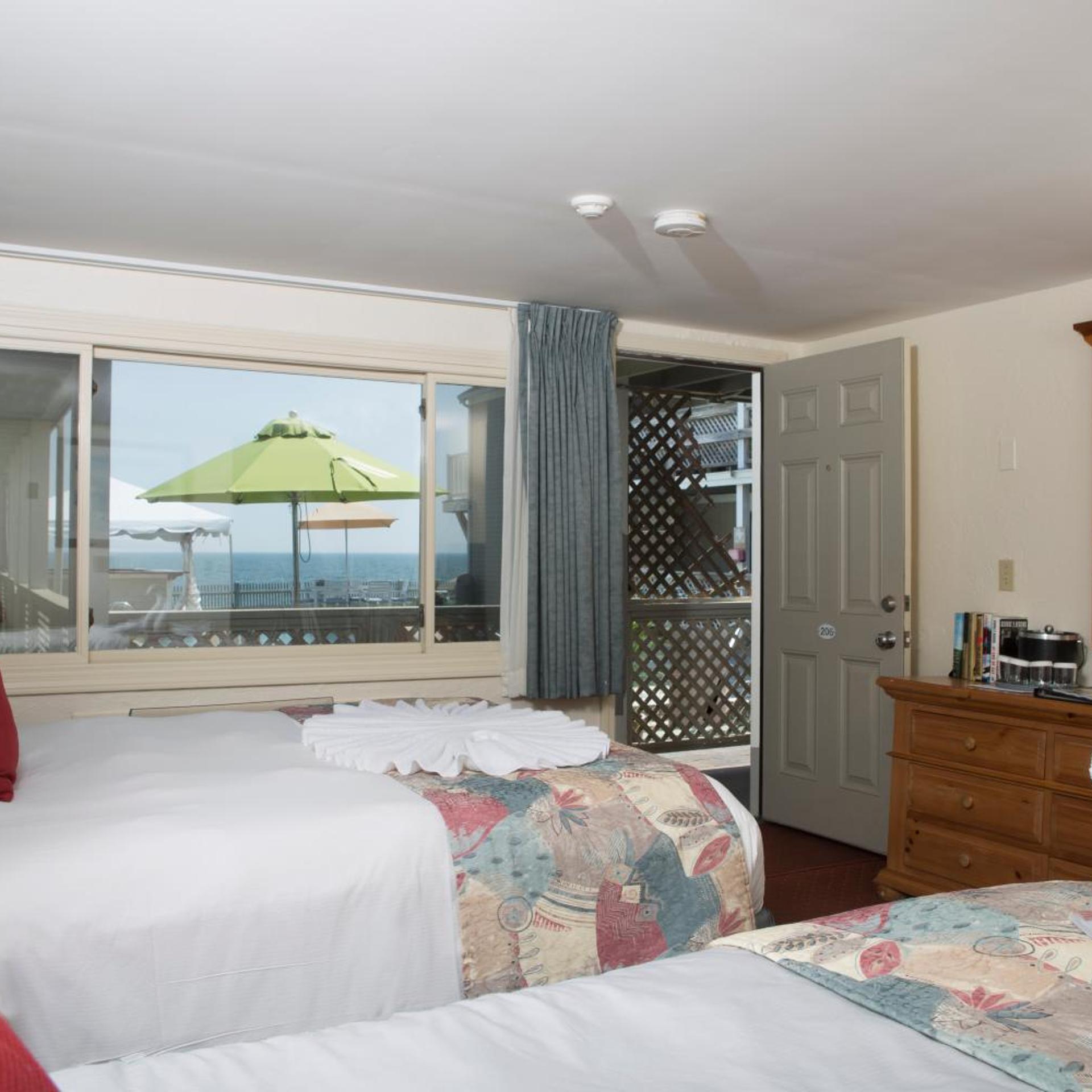 The Corsair & Cross Rip Oceanfront Hotel 17/50