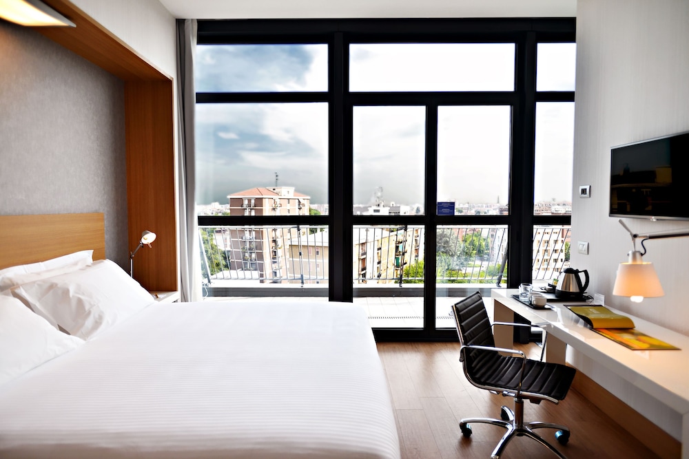 Hilton Garden Inn Milan North 69/76