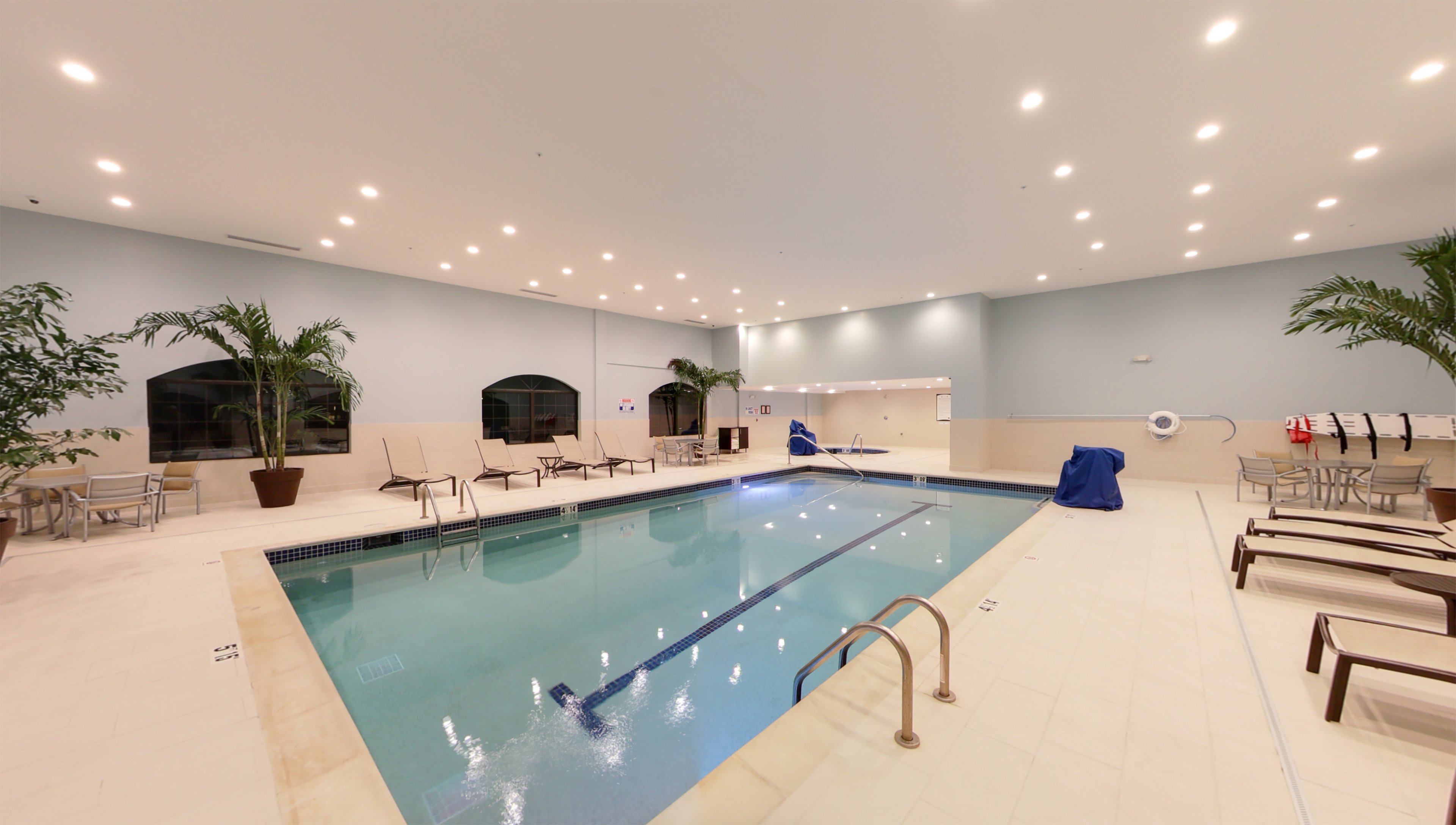 Staybridge Suites Ann Arbor Univ of Michigan 18/54