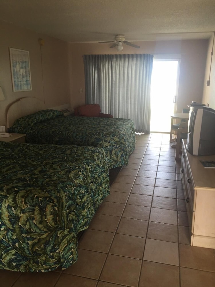 The Seascape Inn 25/53