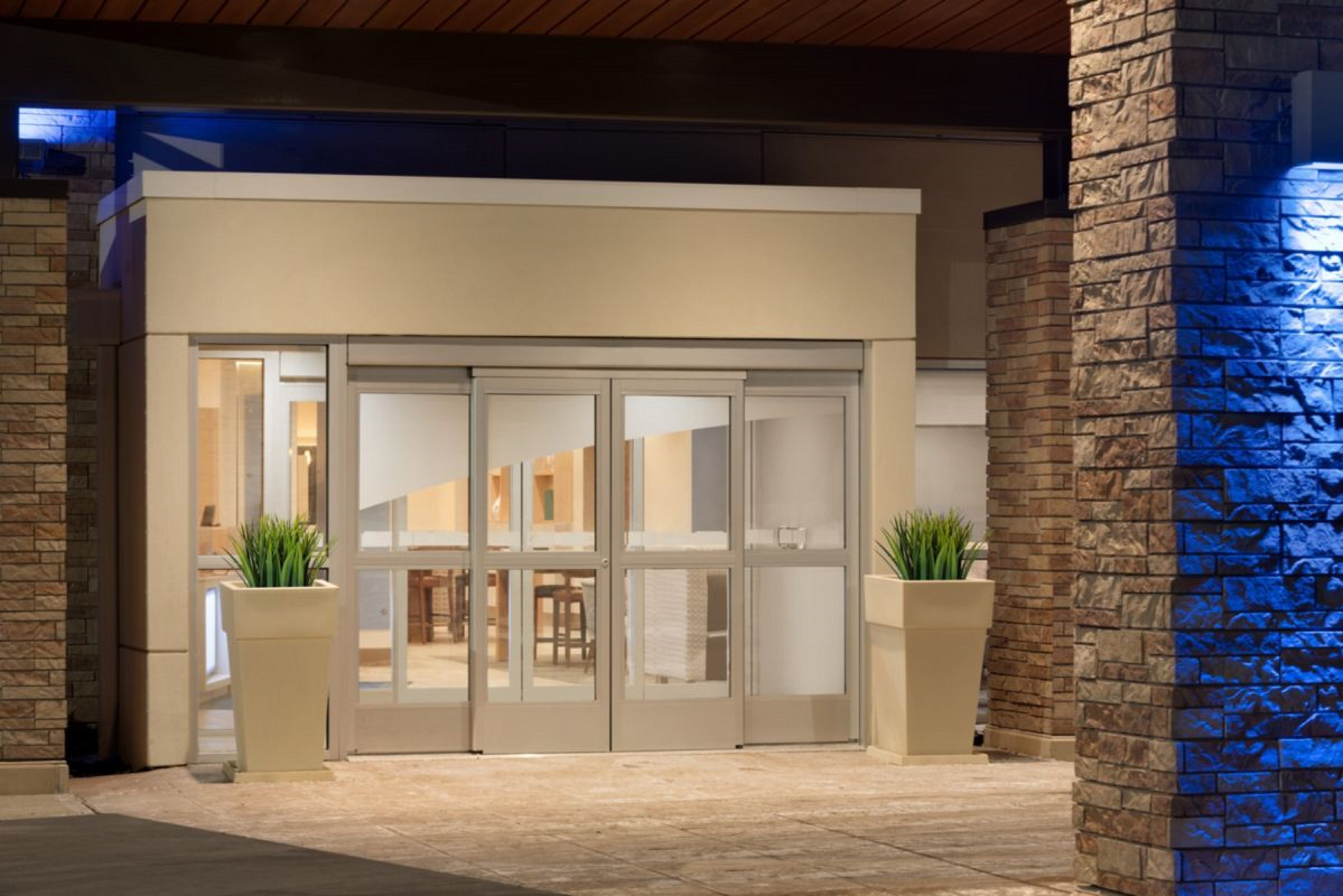 Cross Creek Inn and Suites Fayetteville 43/43