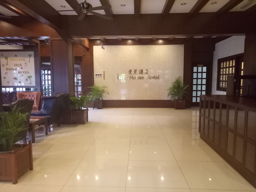 Iris House Hotel 13/65
