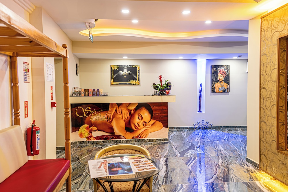 Senza Sunset Beach Hotel 20/87