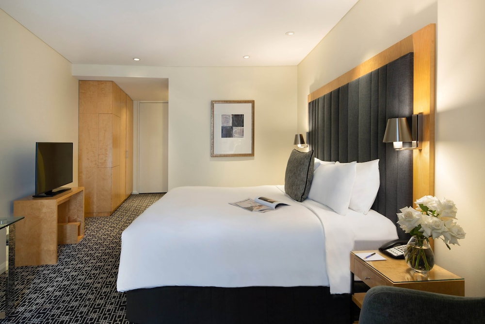 Sofitel Sydney Wentworth 14/70