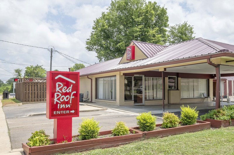 Red Roof Inn Starkville 2/31