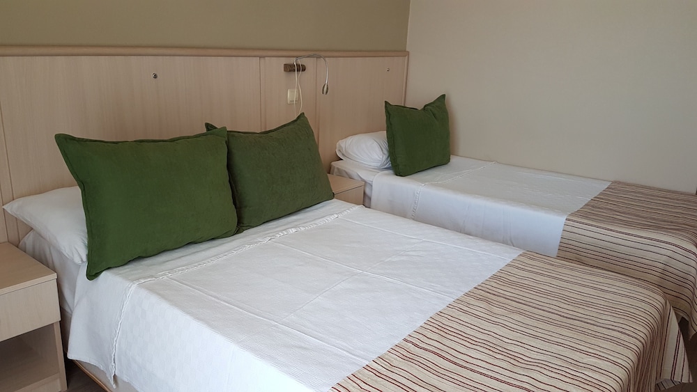 Ileri Hotel & Apartments 12/49