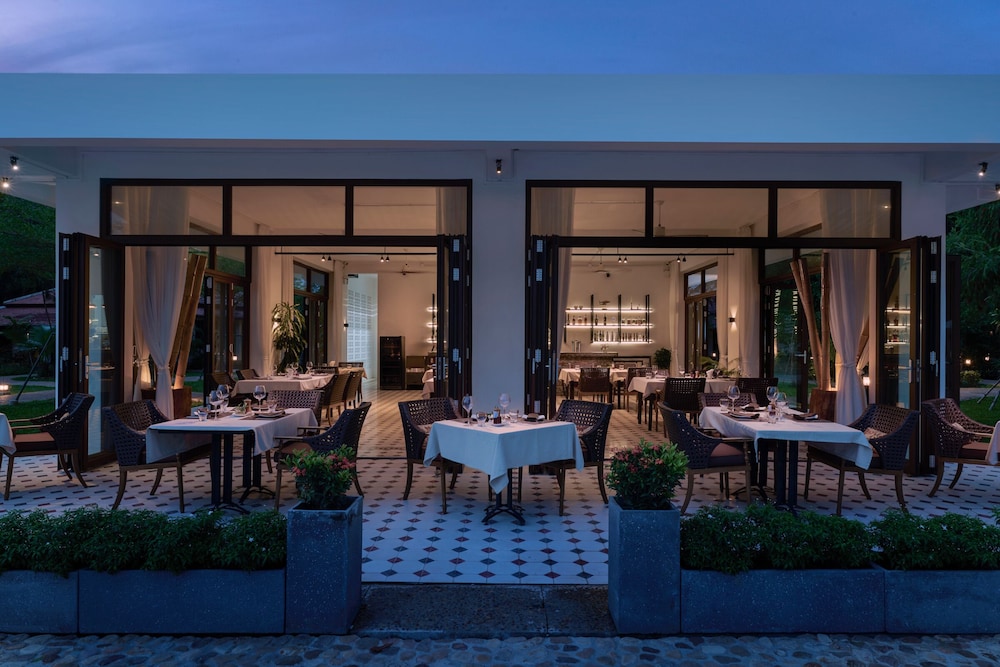Samanea Beach Resort 3/50