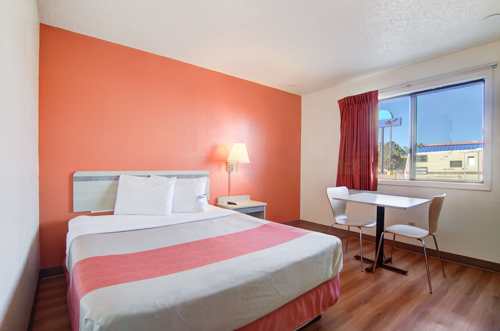 Motel6 Colby, KS 18/36