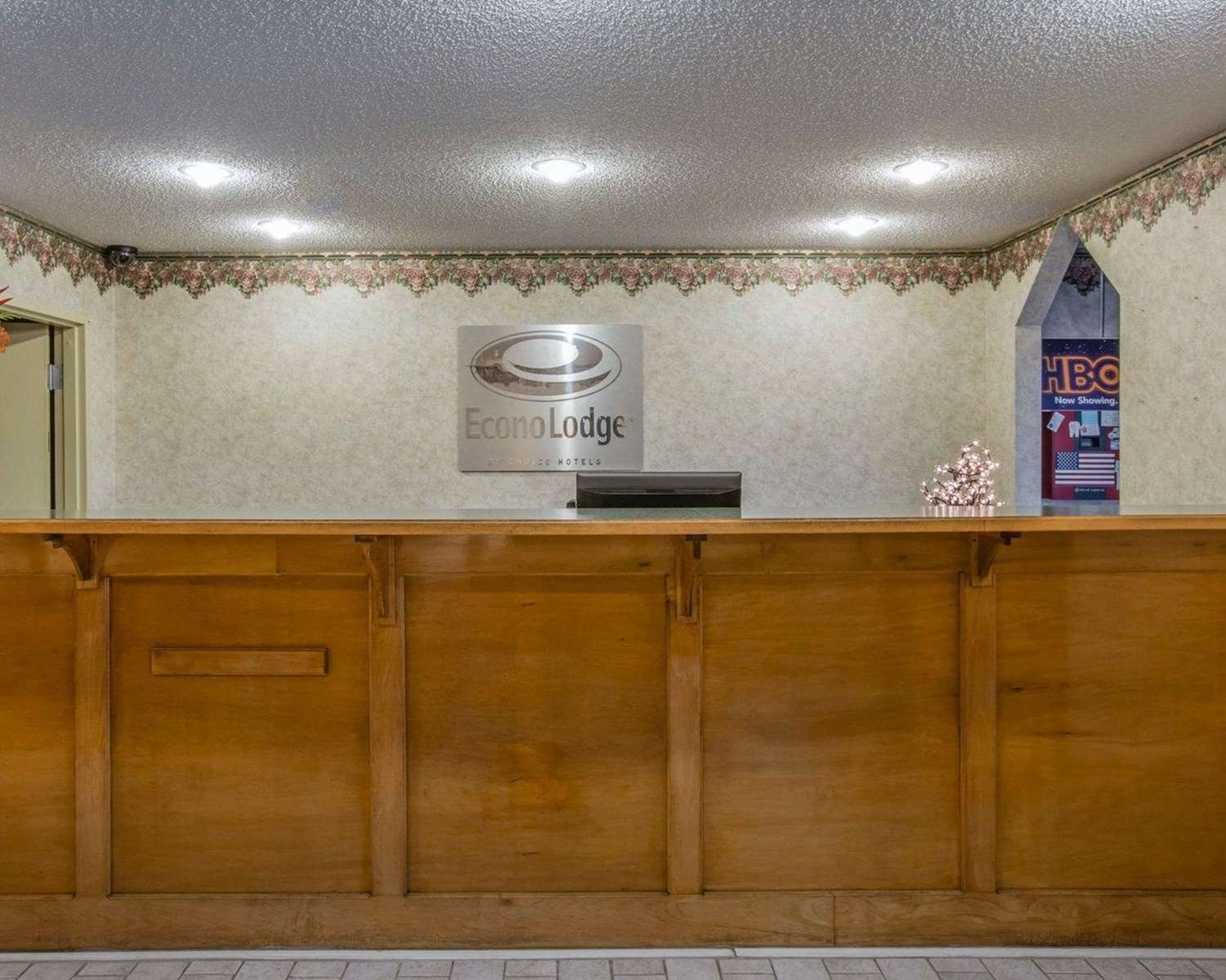Econo Lodge Villa Rica, GA 3/22