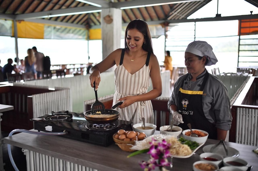 500 Rai Khao Sok Floating Resort 11/68