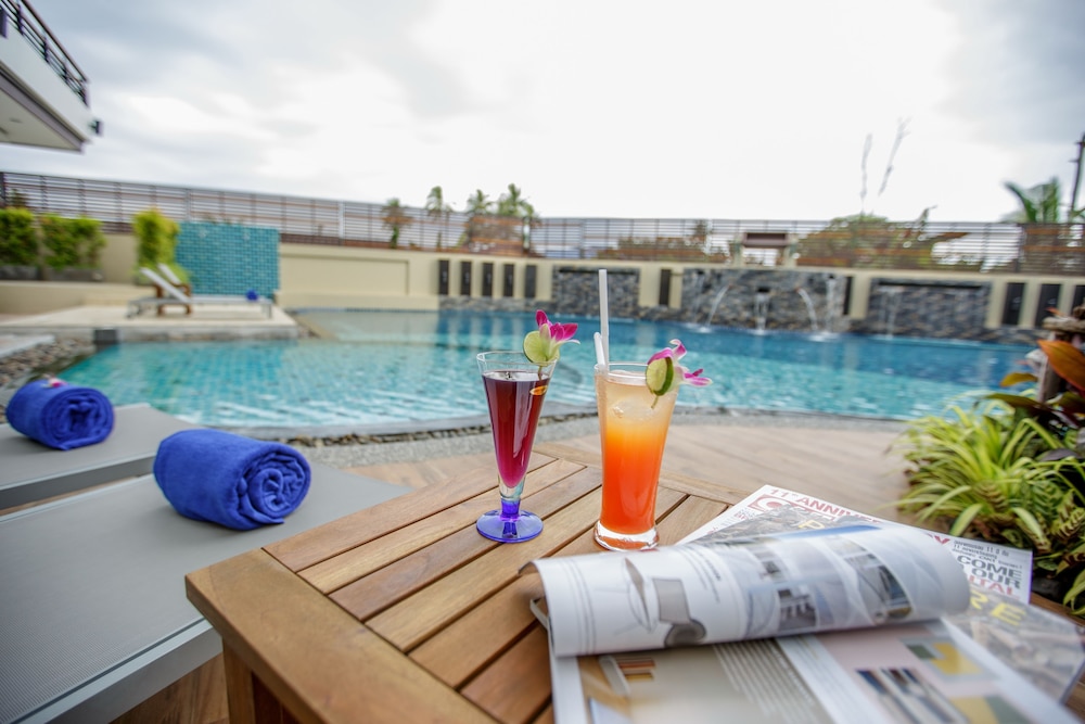 Aqua Resort Phuket 42/70
