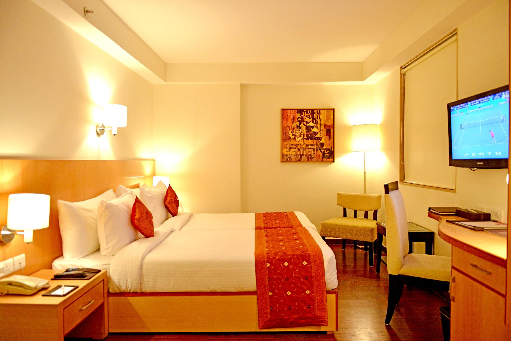 Type A, Deluxe, Twin Beds