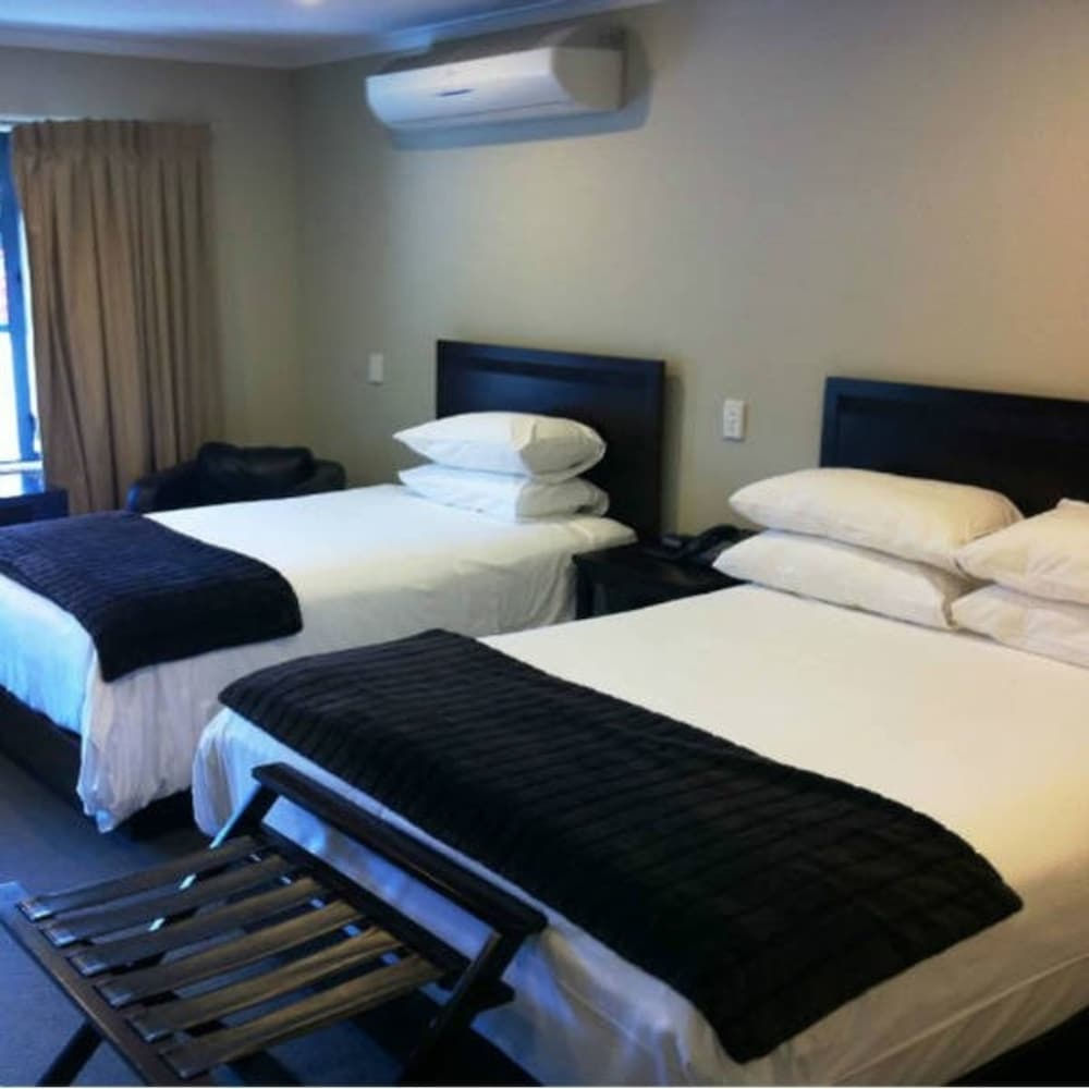 Aotea Motor Lodge 11/35