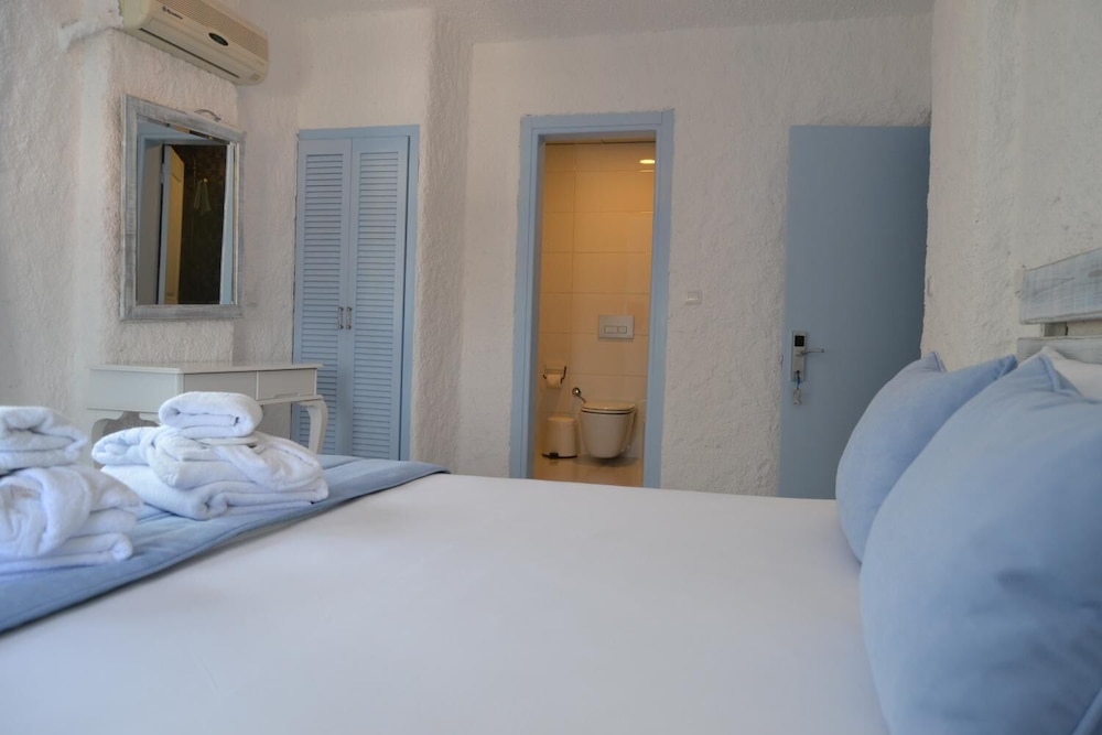 Thea Butik Hotel & Restaurant 12/28