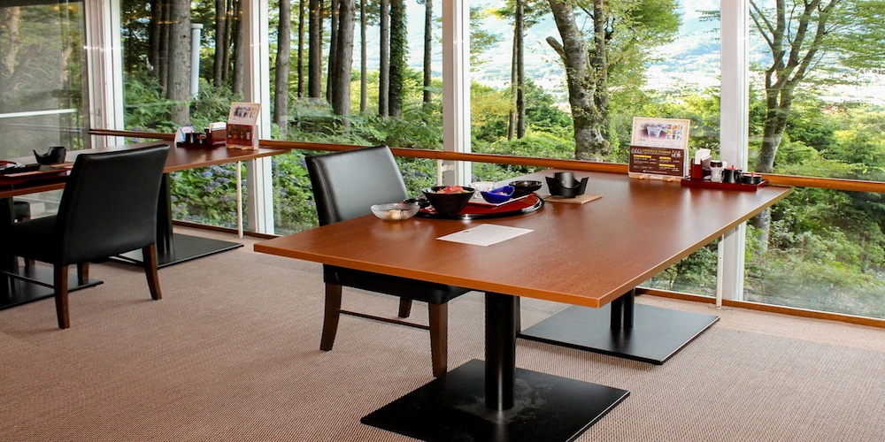 Livemax Resort Hakone Sengokuhara 52/67