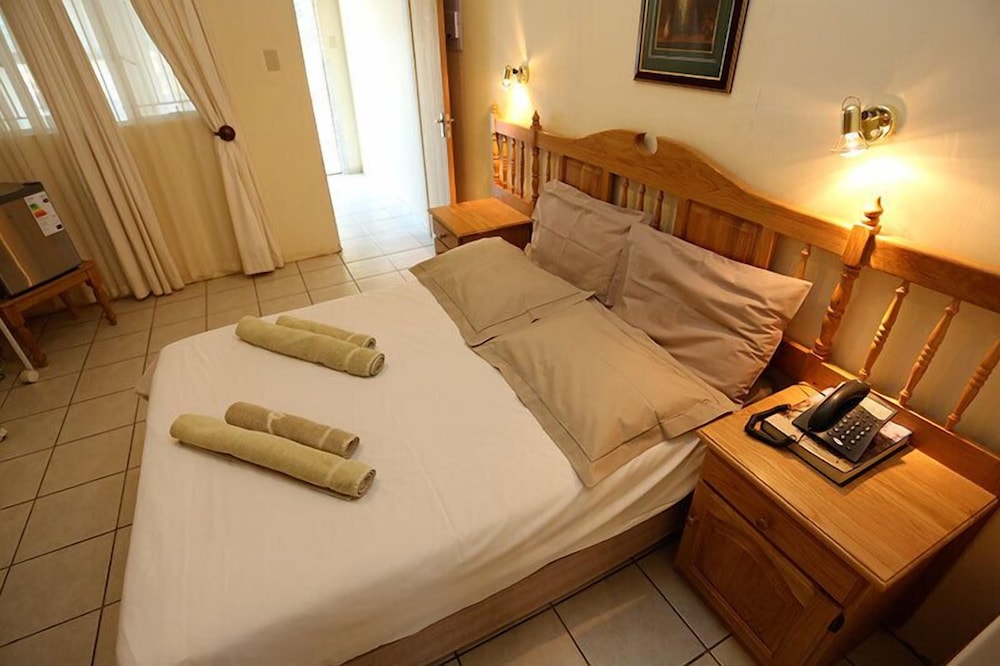 Schuetzenhaus Guesthouse 8/36