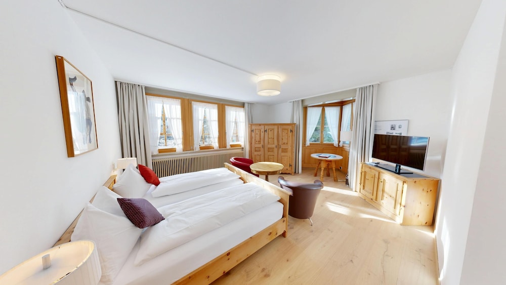 Schweizerhaus Swiss Quality Hotel 16/50