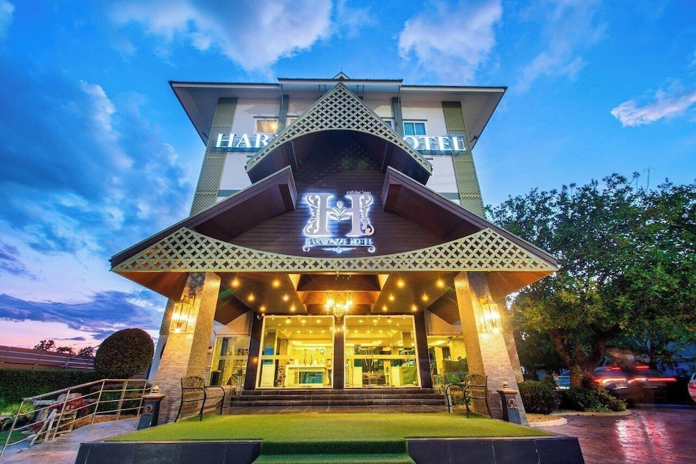 Harmonize Hotel 2/75