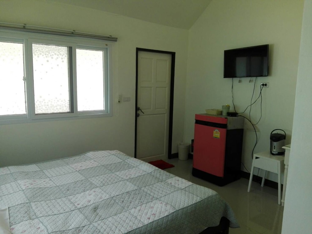 Cottages At Hill Resort 17/50